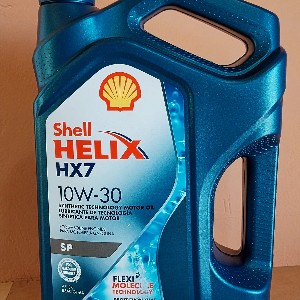 Shell Helix HX7 10W-30 Motor Oil.