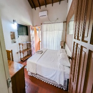 Delcina Suite 2